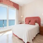 Seafront Villa Tvl 40