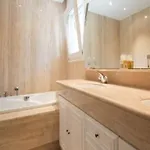 Seafront Villa Tvl 40